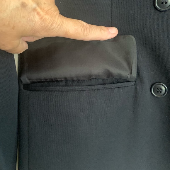 Casual Corner Navy double breasted blazer. - Picture 3 of 6